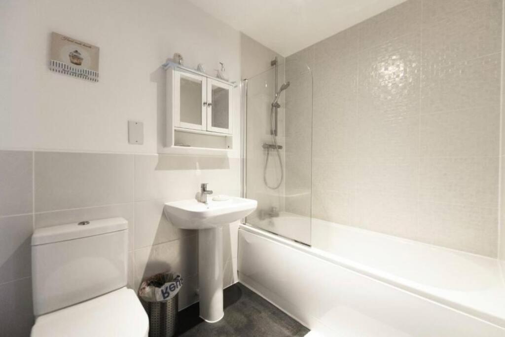 City Centre 2 Bed Apartment Chester Exterior photo